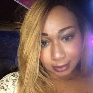 Meet your Posher, Carla